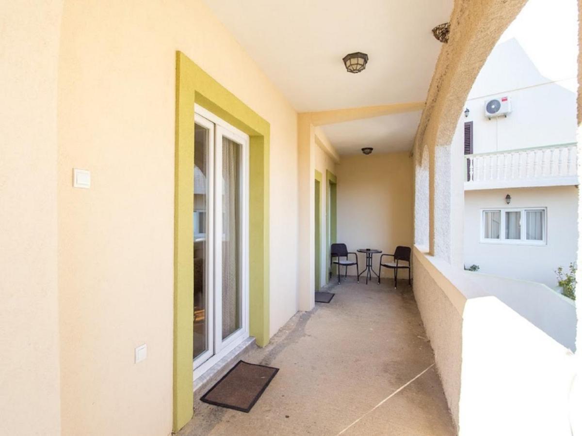 Guest house Pansion Nobel Petrovac