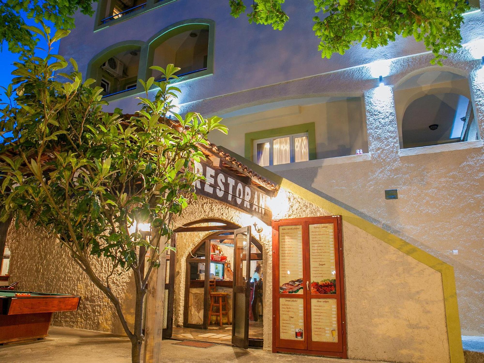 Pansion Nobel Petrovac