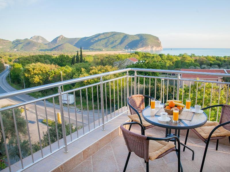 Pansion Nobel Guest house 3*