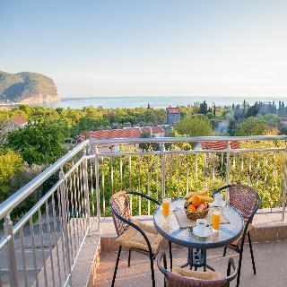Pansion Nobel Guest house Petrovac